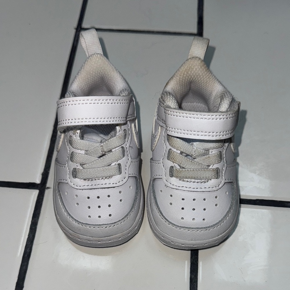 Nike White Baby Walker Shoes Velcro Strap